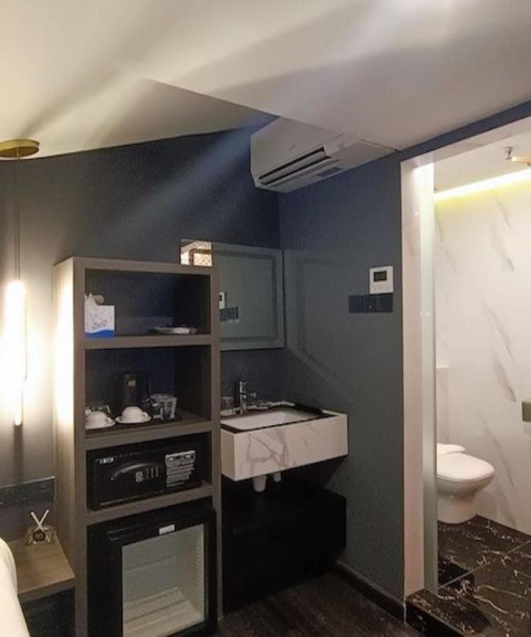 Hotel Jjh - Newly Opened Near Bugis Singapore Eksteriør billede